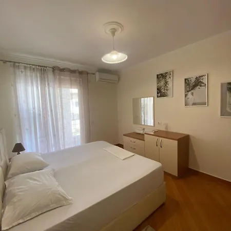 Apartment Lovely Just 30m From The *