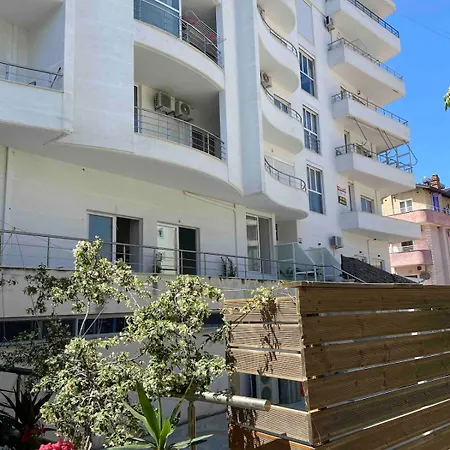 Apartment Lovely Just 30m From The