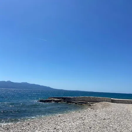 Lovely Just 30m From The Apartment *