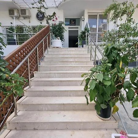 Lovely Just 30m From The Apartment *